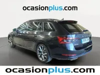 Usado Skoda Superb SportLine 272 CV (200 kW) 2019 Negro Familiar