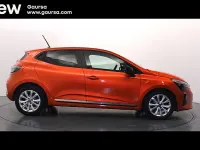 Usado Renault Clio V Evolution 90 CV (66 kW) 2024 Naranja Berlina