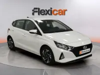 Usado Hyundai i20 101 CV (74 kW) 2022 Blanco Utilitario