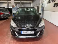 Usado Peugeot 308 Access 92 CV (67 kW) 2012 Negro Berlina