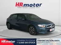 Usado Mercedes A180 116 CV (85 kW) 2022 Azul Utilitario