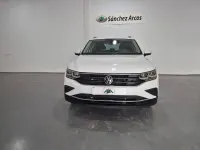 Usado VW Tiguan Life 150 CV (110 kW) 2022 Blanco SUV