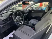 Usado Seat Leon Style 110 CV (80 kW) 2022 Blanco Familiar