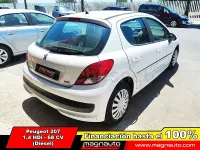 Usado Peugeot 207 68 CV (50 kW) 2012 Blanco Berlina