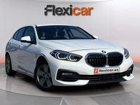Usado BMW 118 Comfort Edition 151 CV (111 kW) 2021 Blanco Utilitario