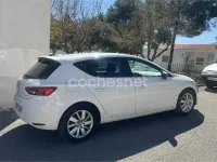 Usado Seat Leon Ecomotive 110 CV (80 kW) 2016 Blanco Berlina