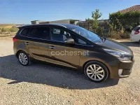 Używany Kia Carens 115 KM (84 kW) 2016 Brązowy Minivan