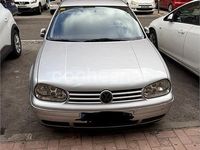 Usado VW Golf IV Highline 115 CV (84 kW) 2001 Gris / plata Berlina