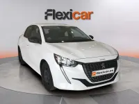 Usado Peugeot 208 Active 101 CV (74 kW) 2023 Blanco Utilitario