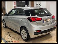 Usado Hyundai i20 101 CV (74 kW) 2020 Gris Utilitario