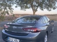 Usado Opel Insignia Selective 136 CV (100 kW) 2017 Gris / plata Berlina