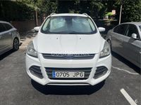 Usado Ford Kuga Trend 150 CV (110 kW) 2016 Blanco SUV