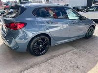 Usado BMW 116 M Sport 136 CV (100 kW) 2023 Gris Utilitario