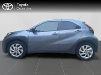 Usado Toyota Aygo X Play 72 CV (52 kW) 2024 Azul SUV