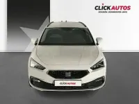 Usado Seat Leon Style 150 CV (110 kW) 2024 Blanco Familiar