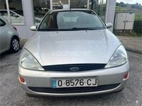 Używany Ford Focus Ambiente 90 KM (66 kW) 2000 Szary Sedan/Limuzyna