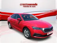 Usado Skoda Octavia Ambition 115 CV (84 kW) 2021 Rojo Berlina