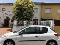 Usado Peugeot 206+ 70 CV (51 kW) 2012 Blanco Utilitario