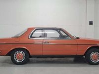 Usado Mercedes 230 185 CV (136 kW) 1982 Naranja Coupe