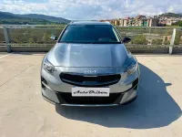 Usado Kia XCeed 120 CV (88 kW) 2022 Gris / plata SUV