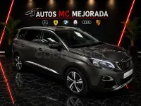 Usado Peugeot 5008 Allure 130 CV (95 kW) 2020 Beige SUV