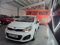 Usado Kia Rio 85 CV (62 kW) 2012 Blanco Berlina