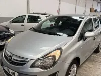 Usado Opel Corsa Selective 75 CV (55 kW) 2014 Gris Utilitario