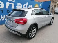 Usado Mercedes GLA200 Urban 136 CV (100 kW) 2016 Plateado SUV