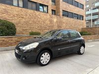 Usado Renault Clio II Authentique 75 CV (55 kW) 2010 Negro Berlina