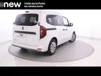 Usado Renault Kangoo 95 CV (69 kW) 2025 Blanco Monovolumen