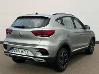 Usado MG ZS Luxury 107 CV (78 kW) 2025 Plateado SUV