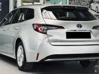 Usado Toyota Corolla Active 122 CV (89 kW) 2019 Gris / plata Berlina