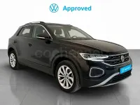 Usado VW T-Roc Life 150 CV (110 kW) 2023 Negro SUV