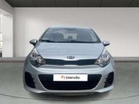 Usado Kia Rio 84 CV (61 kW) 2016 Plateado Utilitario