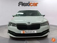 Usado Skoda Superb Style 150 CV (110 kW) 2022 Blanco Familiar