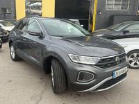 Usado VW T-Roc Life 150 CV (110 kW) 2022 Gris / plata SUV