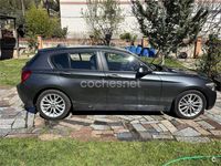Usado BMW 118 Sport Line 143 CV (105 kW) 2014 Gris / plata Utilitario