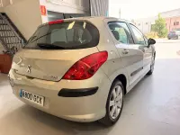 Usado Peugeot 308 90 CV (66 kW) 2009 Beige Berlina