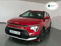 Begagnad Kia Niro 141 HK (103 kW) 2022 Röd SUV