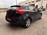 Usado Volvo V40 Kinetic 122 CV (89 kW) 2016 Azul Berlina