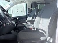 Usado Mercedes V220 Style 163 CV (119 kW) 2024 Gris / plata Monovolumen