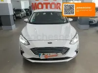 Usado Ford Focus Trend 120 CV (88 kW) 2022 Blanco Berlina