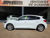 Usado Ford Focus Active X 120 CV (88 kW) 2022 Blanco Berlina