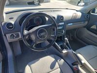 Usado Audi A3 Attraction 102 CV (75 kW) 2003 Azul Utilitario