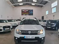 Usado Dacia Duster Lauréate 109 CV (80 kW) 2015 Blanco SUV