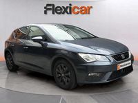 Usado Seat Leon ST Style 131 CV (96 kW) 2020 Gris Familiar