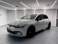 Usado VW Golf VIII Style 130 CV (95 kW) 2021 Blanco Berlina