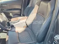 Usado Toyota C-HR Advance 122 CV (89 kW) 2018 Gris / plata SUV