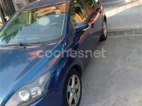 Usado Ford Focus Titanium 109 CV (80 kW) 2008 Azul Berlina