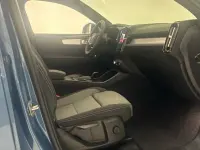 Usado Volvo XC40 Core 2023 Azul SUV